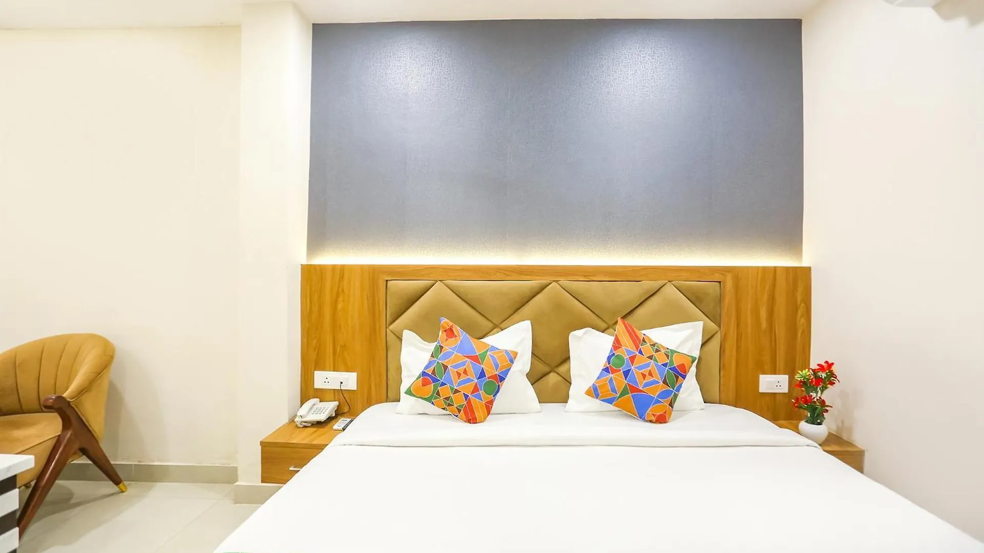 Fabhotel Hari Kunj 900 M From Kashi Vishwanath Temple Bénarès